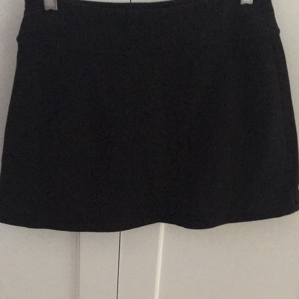Athleta Black Skirt built-in Shorts Skort XS